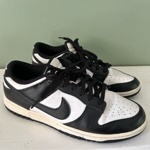Nike Dunks Panda Men's Black and White Leather Sneakers